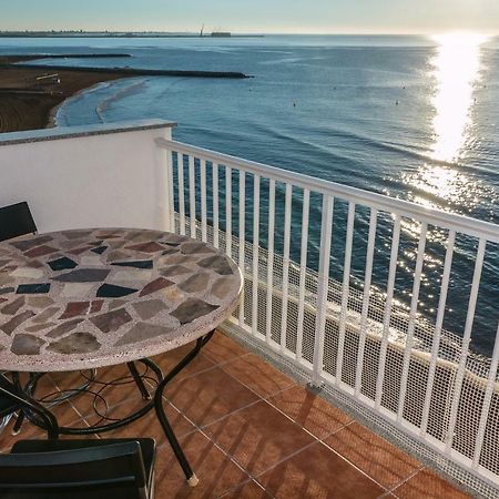 Apartamento En Primera Linea De Mar Sant Carles De La Rapita Exterior photo